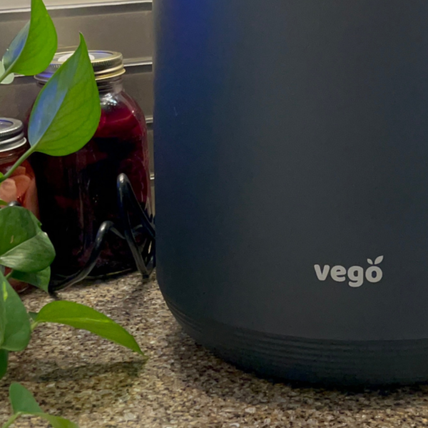 The Vego Kitchen Composter: Your New Favorite Kitchen Gadget for Reducing Food Waste